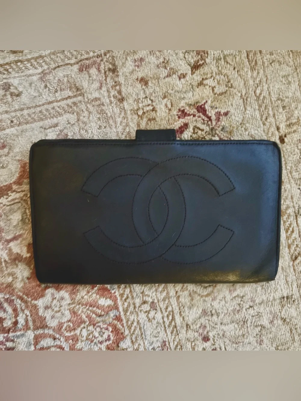 CHANEL Vintage CC Black Leather Wallet